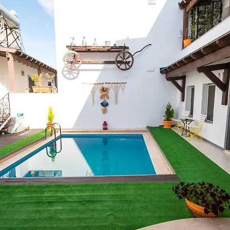 Apartament Seven Art Feslegen