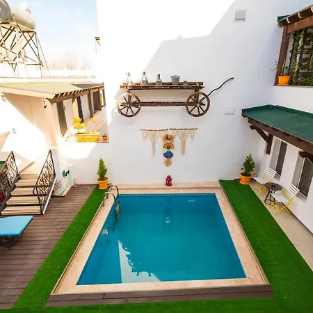 Apartament Seven Art Feslegen *