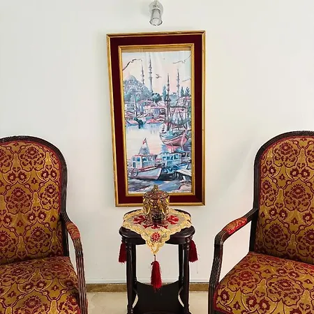 7 Art Feslegen By Egeos Hotel 3*