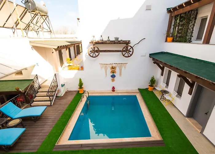 Apartament Seven Art Feslegen *