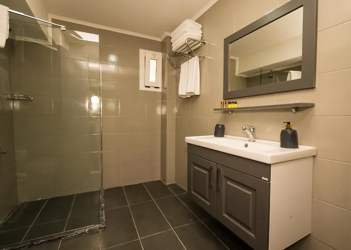 Seven Art Feslegen Бодрум