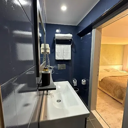 Seven Art Feslegen 아파트