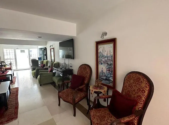 Seven Art Feslegen Αλικαρνασσός