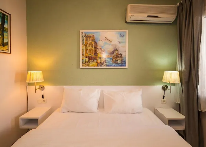 Seven Art Feslegen Διαμέρισμα